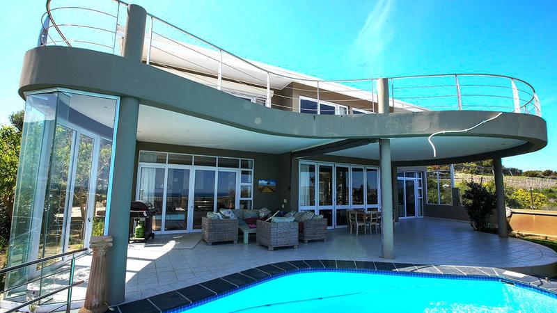 5 Bedroom Property for Sale in Crofters Valley Western Cape